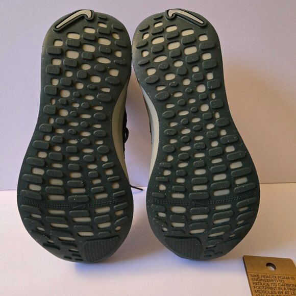 Nike ReactX Infinity Run 4 'Vintage Green' Wmns 8 - Picture 5 of 7